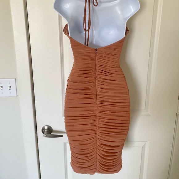 NWT House of CB Tiarra nude ruched mesh midi dress - Picture 7 of 11